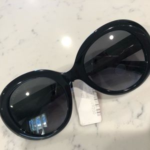 New Authentic gucci sunglasses